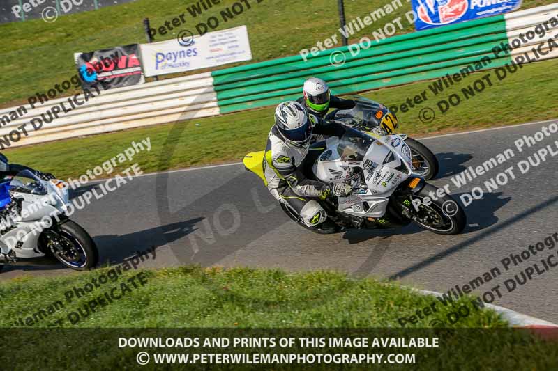 PJ Motorsport Photography 2018;enduro digital images;event digital images;eventdigitalimages;mallory park;mallory park photographs;mallory park trackday;mallory park trackday photographs;no limits trackdays;peter wileman photography;racing digital images;trackday digital images;trackday photos